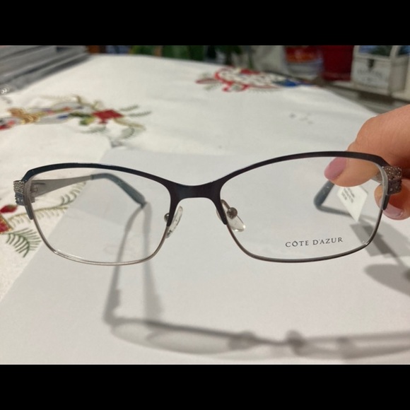 Gorgeous Cote D’Azur metal frames. Black frame with black/ blue arms - Picture 2 of 4